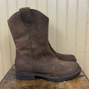 Born Basin Cowboy Style Brown Boots Size 7.5